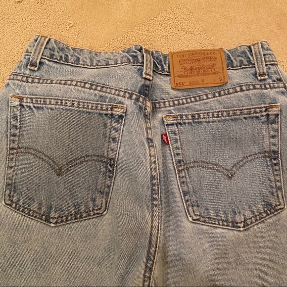 Levi’s Vintage 551 Jeans - Picture 6 of 8